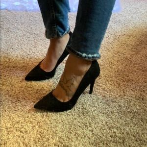 Black Pointed Toe Heels
